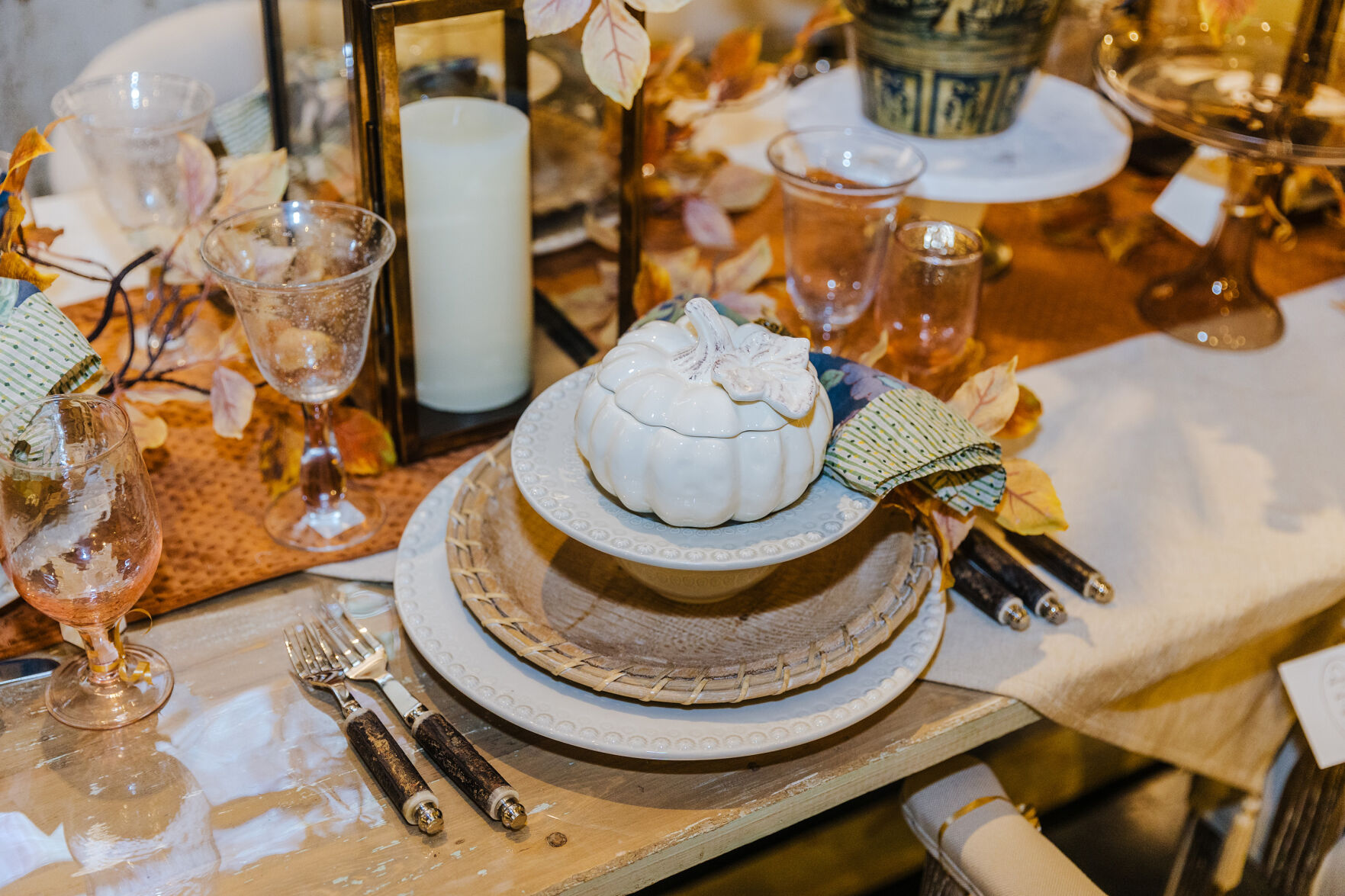Table toppers